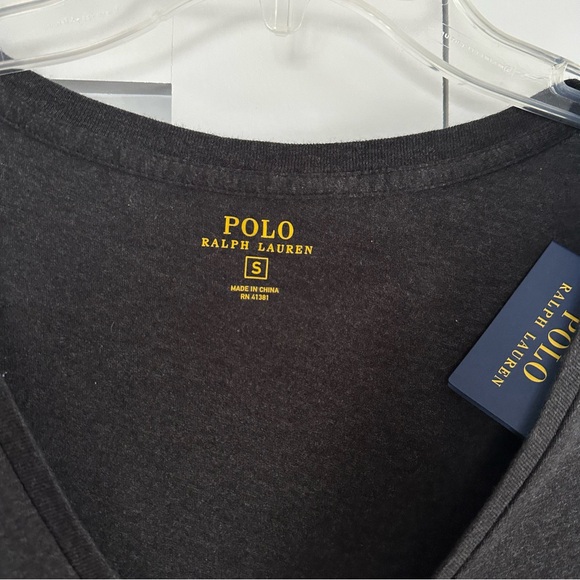 NWT! Polo Ralph Lauren Women's V-Neck Long Sleeve Top - Picture 4 of 7